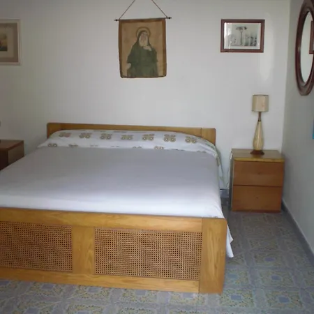 Casa Dei Cento Scalini
