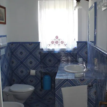 Casa Dei Cento Scalini